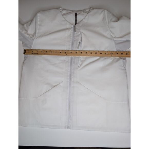 $400 Arc'teryx Veilance Cosine Insulated Jacket Size Medium White (Small Flaw) - Picture 13 of 16